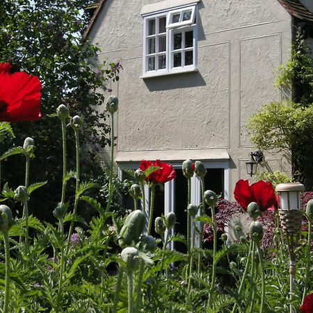 Motts Bed & Breakfast Great Dunmow Kültér fotó