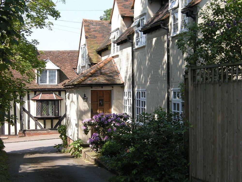 Motts Bed & Breakfast Great Dunmow Kültér fotó