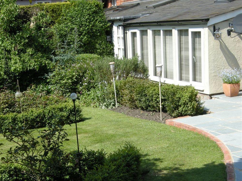 Motts Bed & Breakfast Great Dunmow Kültér fotó